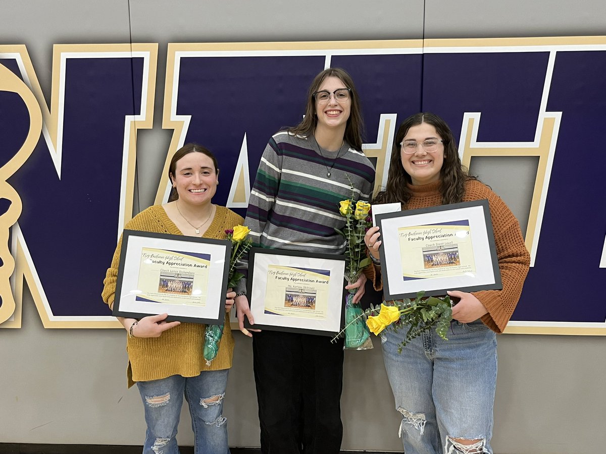 Amazing season, Coach! Could not be more proud of these girls and our coaches! 

Thanks to this amazing group of seniors! We will miss you! 

Can’t wait to follow this team next year!
