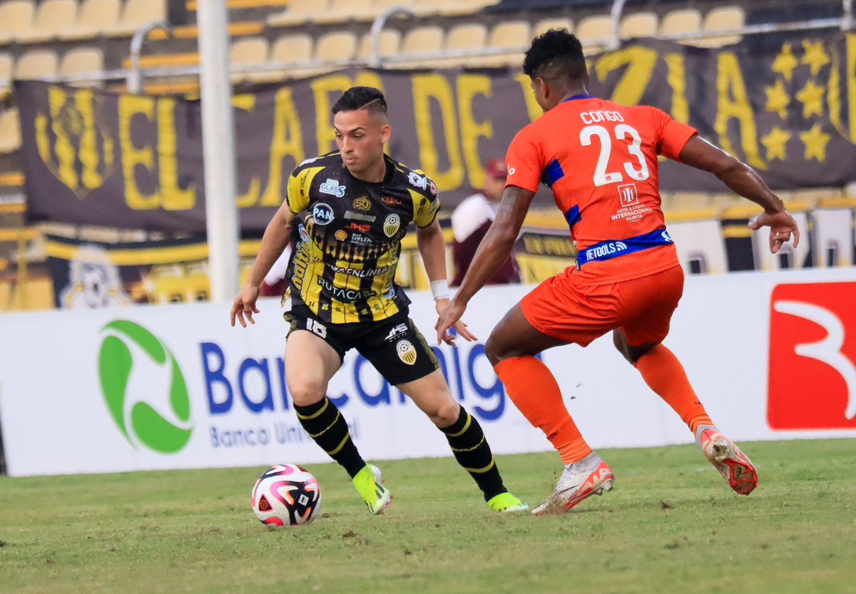 Deportivo Táchira buscó defender su Invicto hasta el Final | youtu.be/uB63R7tKa9U?si… vía <a href="/YouTube/">YouTube</a>

#DvoTachira #DeportivoTachira