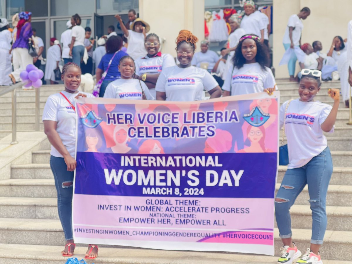 BenbiahBernice's tweet photo. Her Voice Liberia celebrated International Women’s Day under the national theme: “Empower Her, Empower all.” We celebrated potential women that are breaking barriers against all odds and elaborating the voices of young women and girls around the world. #empowerherempowerall https://t.co/Lt7W916gpn