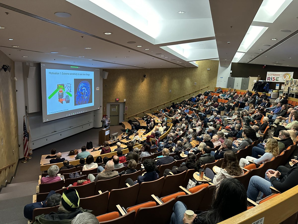 AndrewZwicker's tweet photo. If you go to a concert and your heartbeat syncs with other audience members, when you go to a science lecture do your brainwaves sync? #scienceonsaturday @PPPLab https://t.co/wxSw9c9DtG