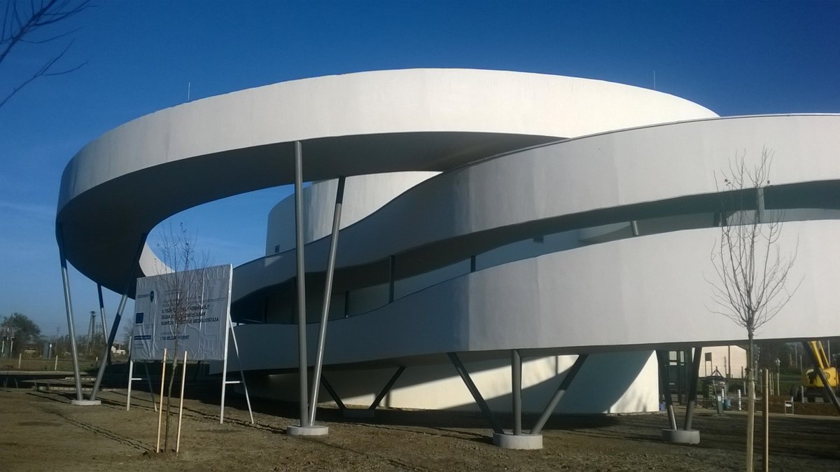 aasarchitecture's tweet photo. Cycling Center Tiszafüred by Ferdinand and Ferdinand Architects
#cicling #center @ferdinandarchitect https://t.co/W8jEgWjxdy https://t.co/82kjqcPtLE