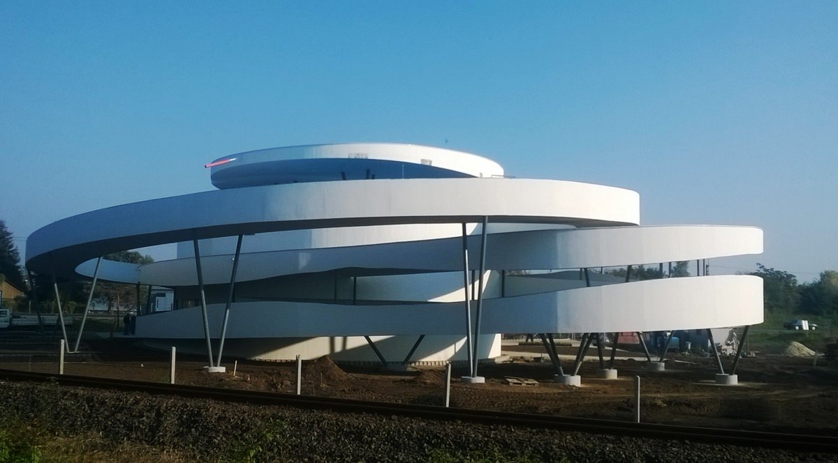 aasarchitecture's tweet photo. Cycling Center Tiszafüred by Ferdinand and Ferdinand Architects
#cicling #center @ferdinandarchitect https://t.co/W8jEgWjxdy https://t.co/82kjqcPtLE