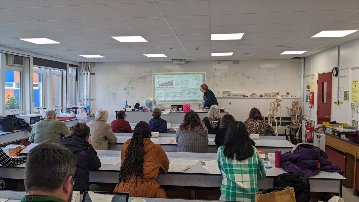 benwford's tweet photo. Great day at #kentphysics24. Glad to have 30 teachers join me to practice A Level practicals and their assessment. Then I got the chance to be inspired by both @ProfBeckyParker and @jesswade! https://t.co/FYv33EZI9K