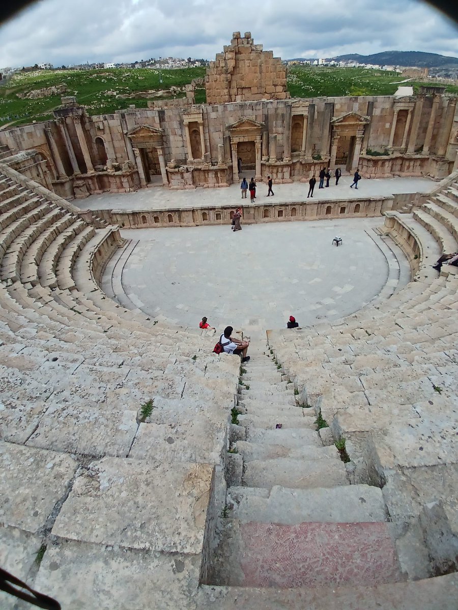 IrlAmbJordan's tweet photo. An excellent Saturday spent walking though the archeological site of #Jerash, a City steeped in history, inhabited since the Bronze Age  #visitJordan https://t.co/G17a8G7x9Z