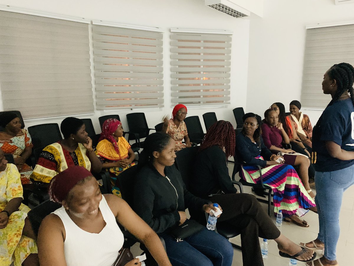 pscientificsis's tweet photo. pole scientifique female celebrated women’ day, 08 March 2024, with the theme < educate girls to save the world > All the invited ladies  shared their experiences and perspectives and raised the awareness on sexual harassment at work place. Such an  amazing experience! https://t.co/FOprO2yhi9