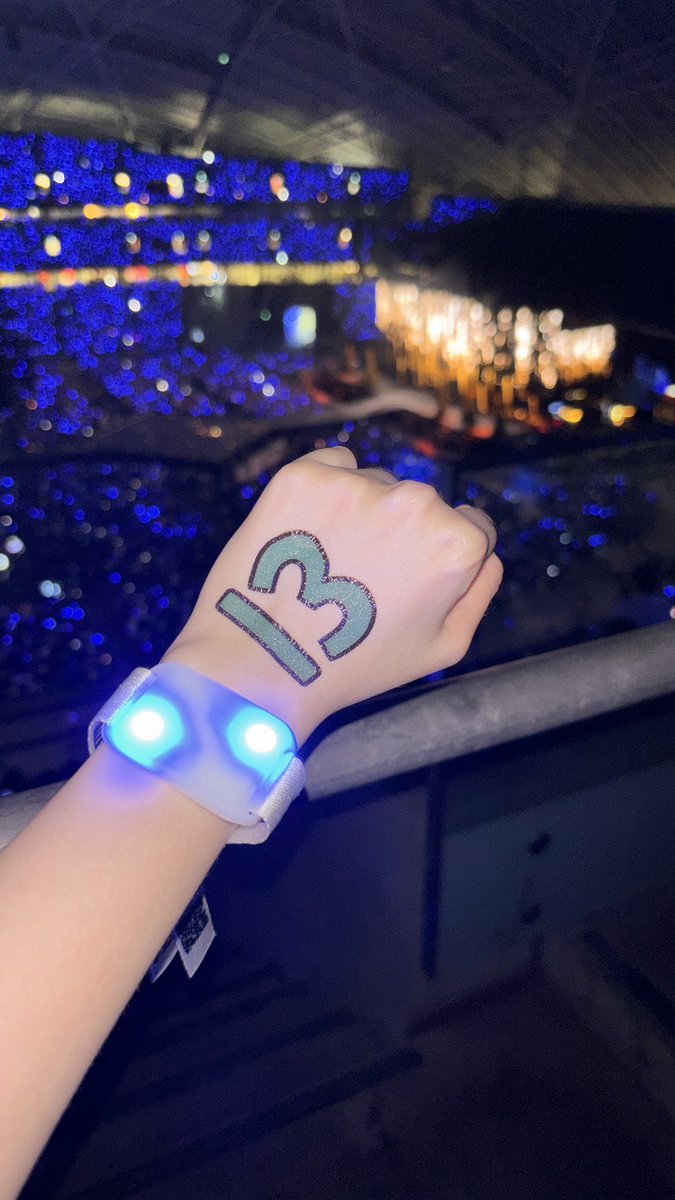 dddoubleswift's tweet photo. 🤍Thread🖤
เล่าประสบการณ์ไป The Eras Tour ที่ SG เจอเทย์ครั้งแรก ไปตปท. ครั้งแรก มีทุกความรู้สึกปนกันไปหมด Emotional สุดๆ จะเล่าตั้งแต่เริ่มจองบัตรคอนยันวันไปดูคอน ยากลำบากมากก วุ่นวายรุงรังไปหมด แต่มันคุ้มมากจริงๆกับความประสาททั้งหมดที่เกิดขึ้น #SingaporeTheErasTour https://t.co/Pa3lmtDUjZ