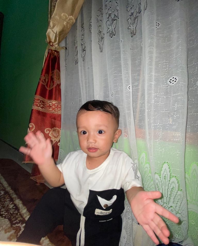 TiurNRossy's tweet photo. Dan luar biasanya Allah denger doa doaku. Elbarra lahir setelah ramadhan. Ini udah umur setahun doongg🤗 https://t.co/FXsku5eFoO