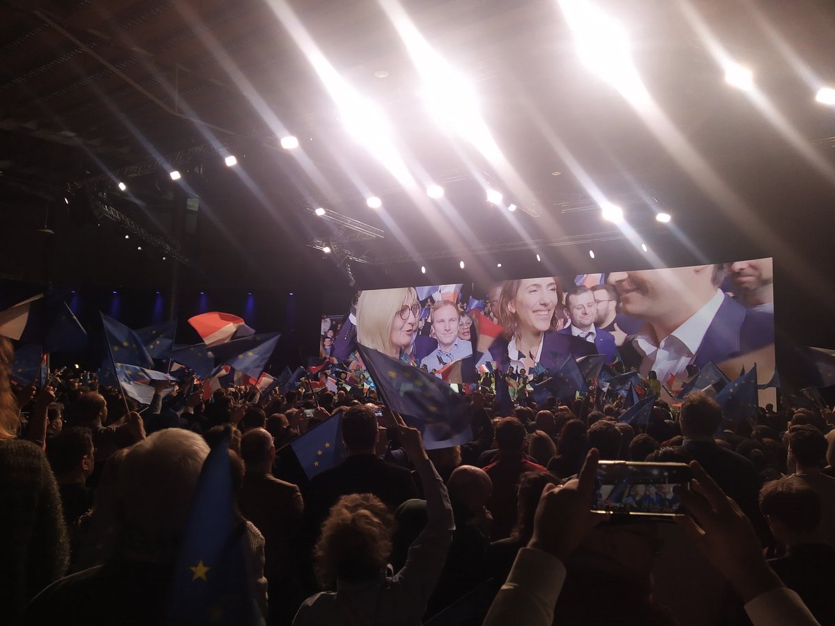 MoDemBNL's tweet image. #Europeennes2024 : @BesoindEurope à #Lille, avec @ValerieHayer ! 🇪🇺🇨🇵🇪🇺
C&apos;est lancé ! 
@MoDem @FFE_Modem @PDE_EDP  #ffeMoDemUE