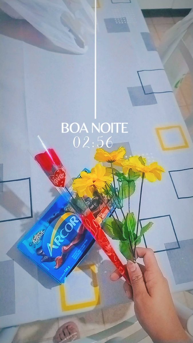 kkarol___'s tweet photo. Aquela frase "o amor chega quando a gente para de procurar" nunca foi tão real, eu achei quando tinha desistido do amor https://t.co/A2t0XnLbHz
