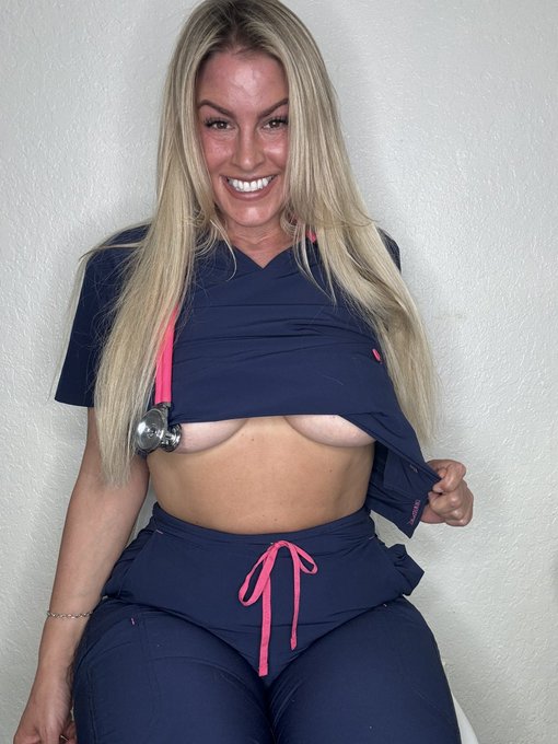 Nurse on duty! https://t.co/vcYUpjxyV9<a href="/tag/nurse"class="tags"><span>#nurse</span></a><a href="/tag/weekendfun"class="tags"><span>#weekendfun</span></a>