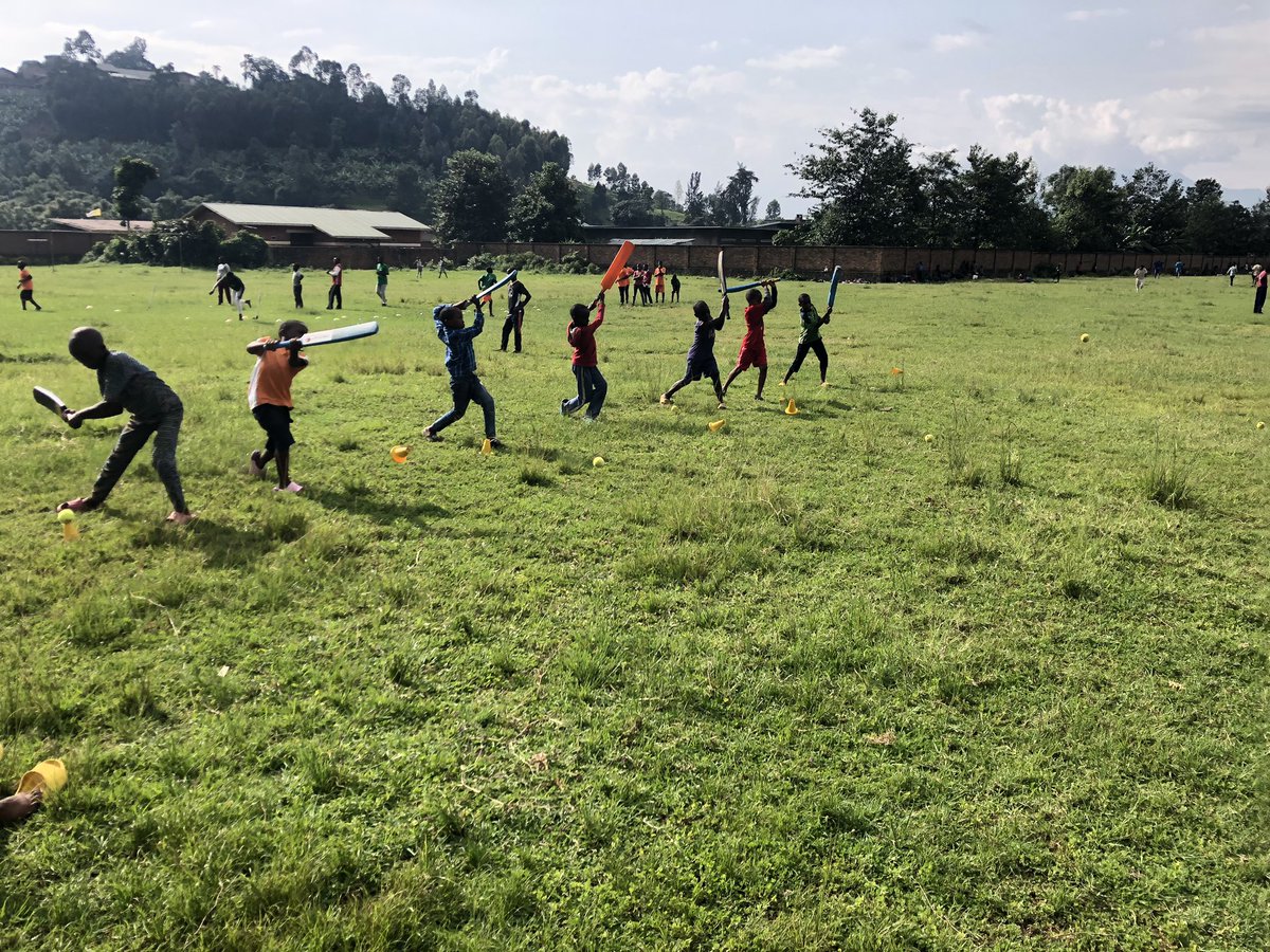 rubavucricket's tweet image. Inspiring the next generation it’s an obligation to each and every coach,…… let’s inspire more in Rubavu #growingwitheverystep @landry_rurangwa @AdelinTuyizere @EmmanuelBYIRIN2 @RwandaCricket @LeonardNhamburo @CharlesHaba @CricketBuilds @_MCCFoundation