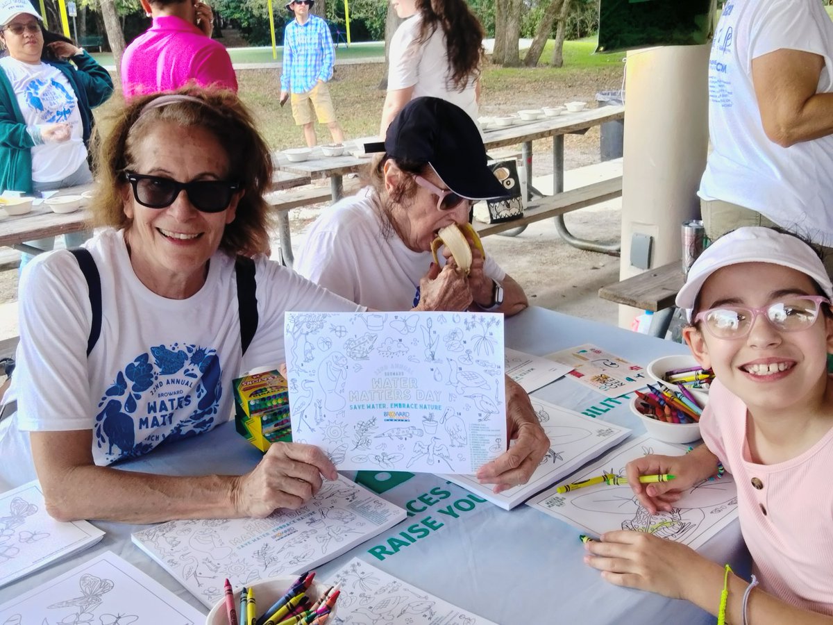 <a href="/MsMuroff/">MsM</a>  Thanks for spending some time with us today at #WaterMattersDay!😀🦋🌻💧