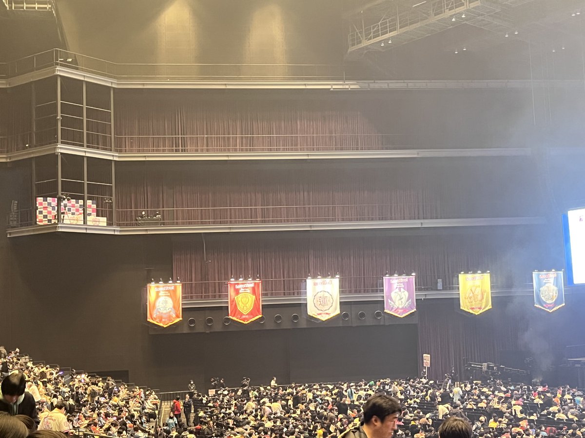 manzystage's tweet photo. #ユニット甲子園Day1 最高！！
現地ライブに参加します❣️❣️
明日楽しみだね！

今天真的是神場🙏🏻 
不但看到了每個團
各小隊都唱了他們出的第一首歌 2016-2024 一次圓夢！
延長賽的組合十分驚喜🤩

第二張是 千歌🧡戀💙梢💚

#lovelive #ラブライブ https://t.co/cyjzRXkAsW