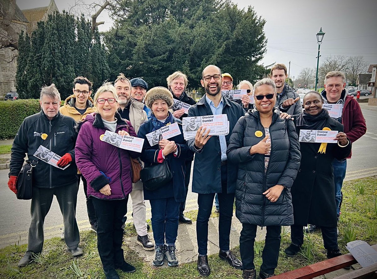 Fantastic support for #LibDem 🔶 campaigner Dionne Daniel today in Polegate, ahead of Thursday’s by-election. Lots of great conversations on the doorsteps … and @JoshBabarinde always brings the sunshine! ☀️