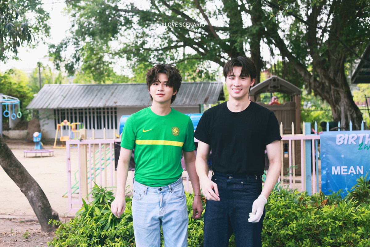 2WISH_SCENARIO's tweet photo. 我们都依然在这里，谢谢你们，谢谢这个世界。💙💚
 #MeanPlanBDProject
#2wish https://t.co/xJ5c10c5EZ