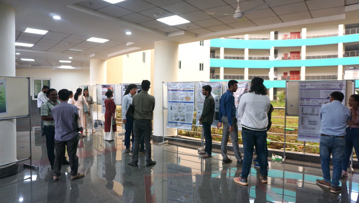 MBoCancer's tweet image. 💫Excitingly concluded a productive Summer School at BSBE @iitdhrwd, engaging with diverse perspectives 🔬through insightful talks. We are anticipating more such interactions in future!!🤜🤛
A special thanks to @DeepaAgashe for the wonderful talk during the visit!