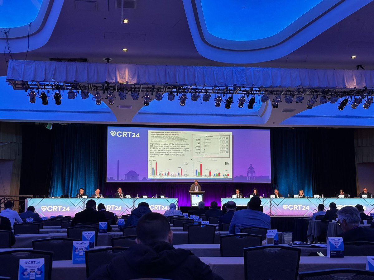 The #CTO session has drawn a packed audience at the International Ballroom Center! Prof @MichaelRagosta shared compelling evidence of Clinical Benefits of CTO Intervention and Prof Carlo Di Mario on three years of consensus documents from the #EuroCTO CLUB. #CRT2024 @hect2701