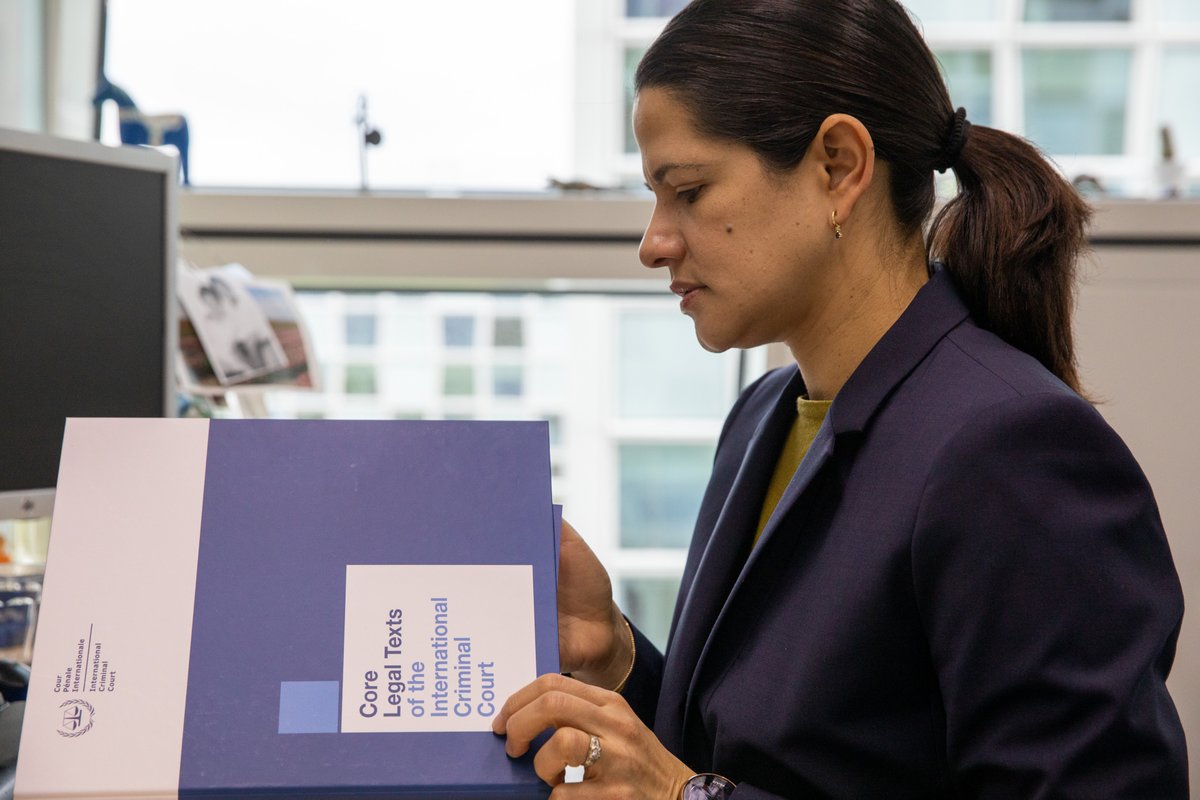 IntlCrimCourt's tweet photo. #JusticeAtWork: “Since I was 17, I knew I wanted to be an international human rights lawyer.” 

📖 Read Cynthia's story, ‘The Judges’ Legal Officer’ ➡️ https://t.co/Bg8J8BiIrY

#ICC #InvestInWomen #IWD2024 https://t.co/BPzCB6cB05