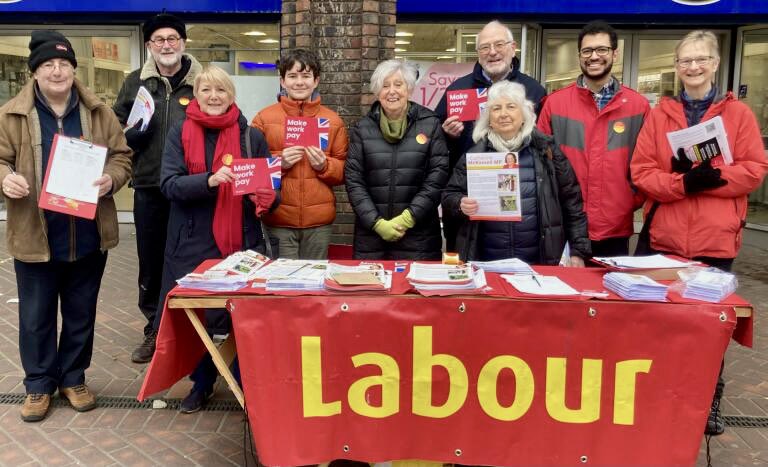 Street stall in Gosforth this morning chatting with residents about our Mayoral candidate @KiMcGuinness. PCC candidate @SusanDungworth and Parliamentary candidate @CatMcKinnell as well and local elections. It’s a crucial year of elections #VoteLabour @NewcastleLabour @LabourNorth