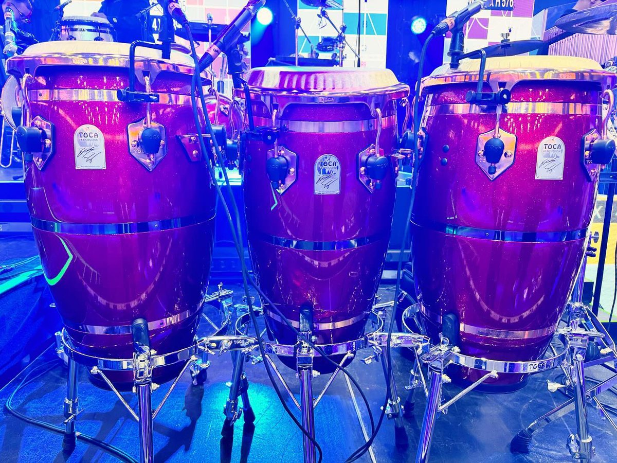 tocaperc's tweet photo. Toca artist @ericvelezmusic with the new finish on his signature series! 🔥
#tocapercussion #ericvelezsignatureseries #newfinish #marcanthony #somosfamilia #justplay #drumsforeveryone https://t.co/exPfTvIfkp
