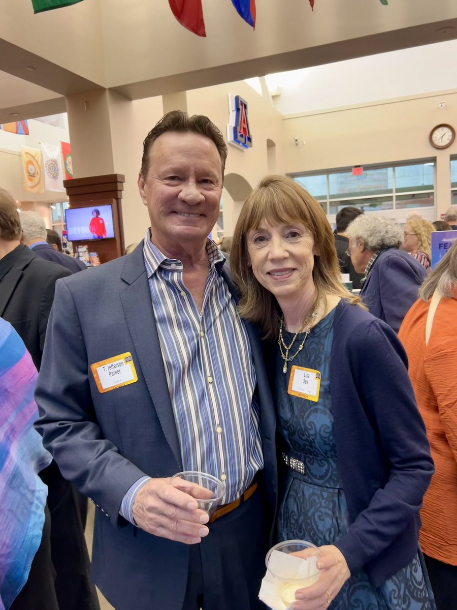 TJParkerauthor's tweet image. Always a great time at #TFOB2024. Nice to catch up with my pals and meet new authors.