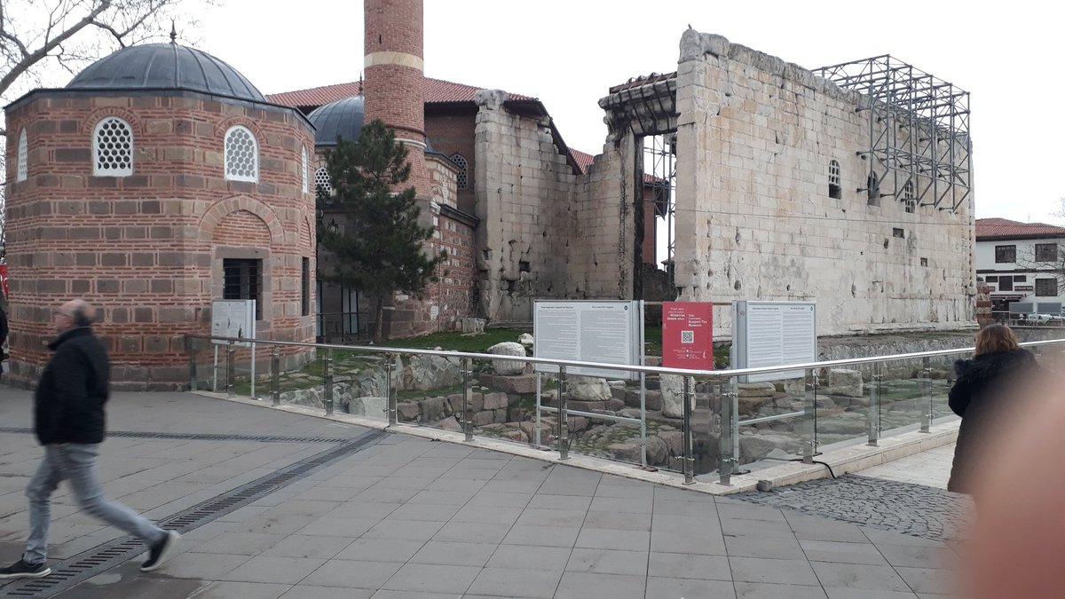 Hacı Bayram-ı Veli Camii, Augustus  Tapınağı