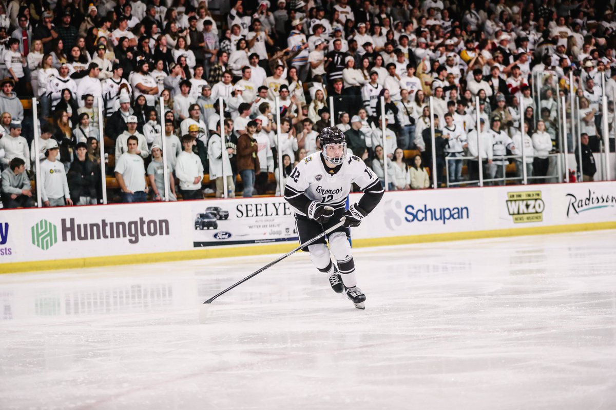 Playing in all 33 games this season, Sam Colangelo has produced career highs in points, goals and assists, while becoming a Hobey Baker candidate! Glad to have you in Kalamazoo!   

Happy Senior Day to No. 12 Sam Colangelo!   

#BroncosReign