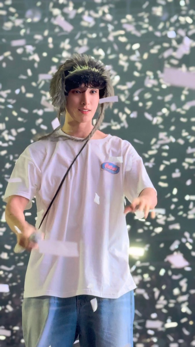 beryhannie's tweet photo. Never got the chance to post all of my “FOLLOW tour in Bulacan” earlier, so here’s my fancams of them 💎

[011424] ‘FOLLOW tour in Bulacan’ #SEVENTEEN #FTB #DK #Hoshi https://t.co/6GT7AYIw8n
