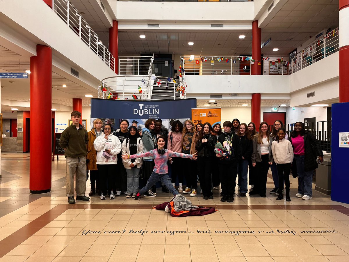 TeenTurn tweet media