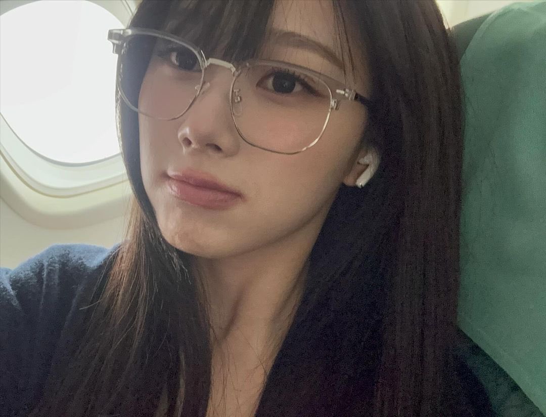 อดจ🦦 tweet media