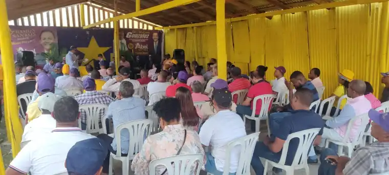 elnuevodiariord's tweet photo. El @PLDenlinea ⭐️ en Monte Plata se prepara para el triunfo de @AbelMartinezD, asegura @charliemariotti, secretario general de la organización política.

#ElNuevoDiarioRD