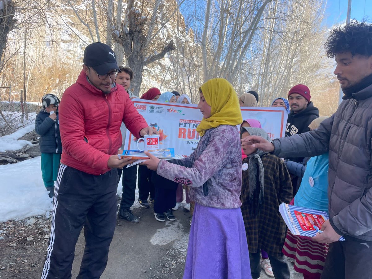 MYBKargil's tweet photo. Glimpse of #NariShaktiFitnessRuns at Pashkum block https://t.co/5m0i13acAg
