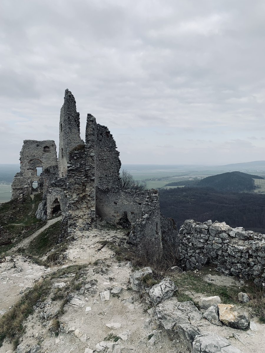 nocivran's tweet photo. Morning trip 7.3.2024 
Ruins of Plavecky Castle - Plavecke Podhradie 🇸🇰 https://t.co/yVeiJp0pJM