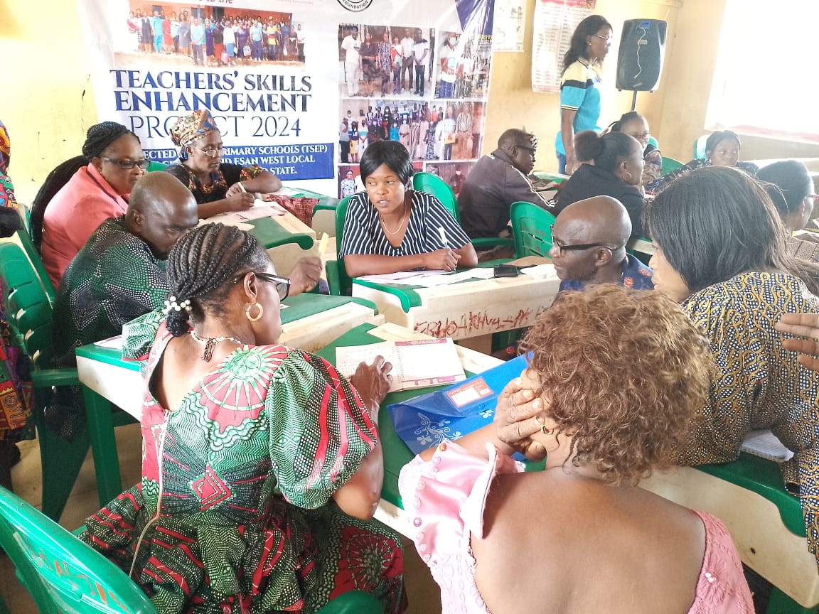 Just concluded 2024 2nd training session with teachers in Esan West LGA today 9th March, 2024, at Ebhoakhuala primary school, Ekpoma, Edo State, Nigeria, with the State Officer, TY Danjuma Foundation, Ms. Tomi Ajayi in attendance.
#MakingADifference