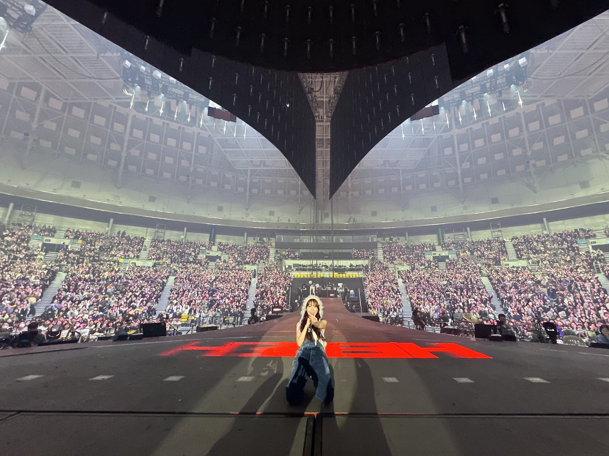 _IUofficial's tweet photo. [📷]
240309
유애나와 함께라면
그곳이 어디든 하나도 안 무셔🪽🤍

#아이유 #IU
#HER #HER_WORLD_TOUR https://t.co/0m9VHSXXjc