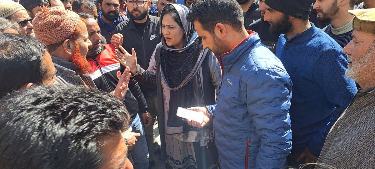 SDMBanihal's tweet photo. SDM Banihal along with Chairperson DDC Ramban undertook a visit to Khari to assess the damages caused due to recent rains,directed concerned for immediate remedial measures to avoid any further damages.
@OfficeOfLGJandK @Rameshkumarias @dcramban @diprjk https://t.co/RBKpu2kIjF