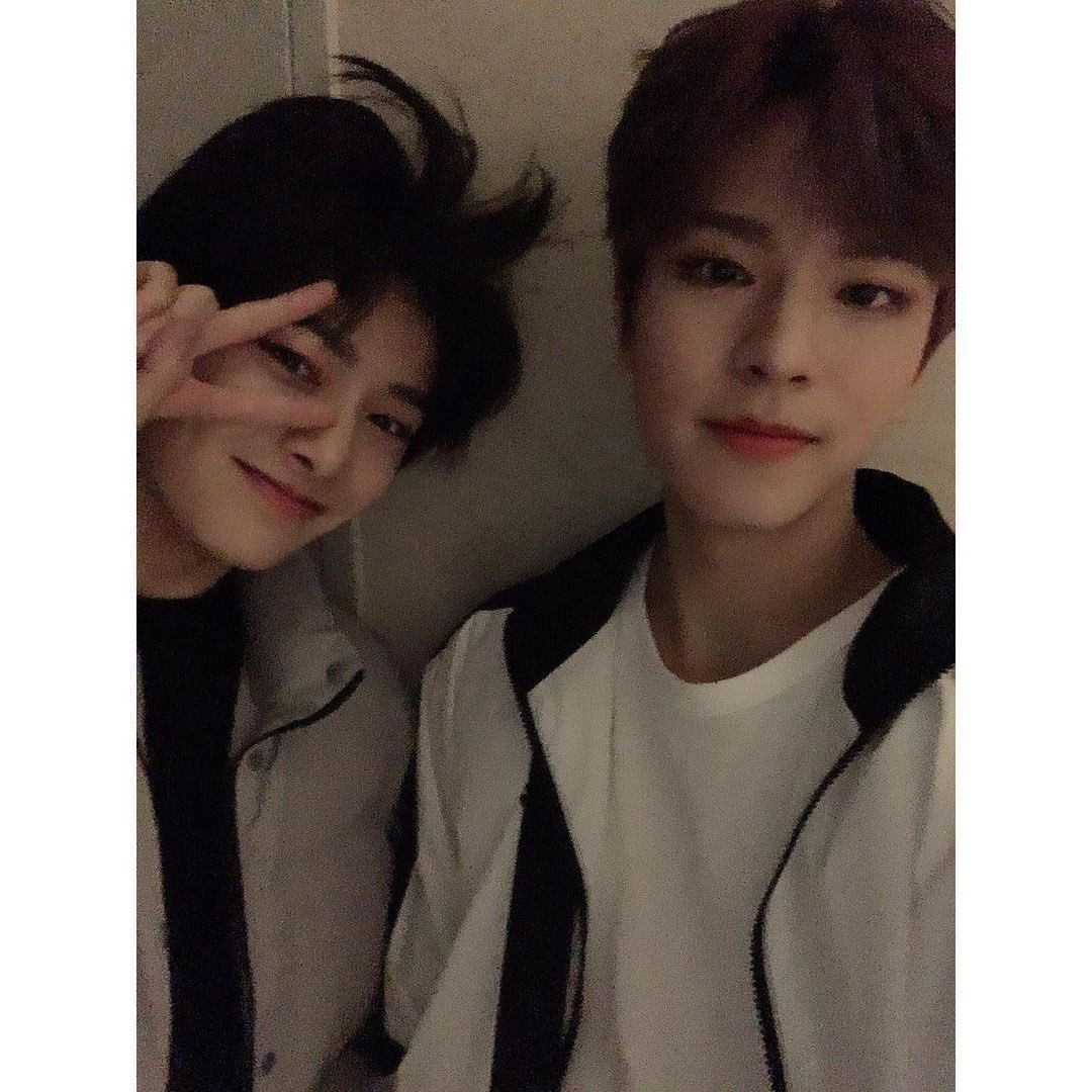 dogbreadlove's tweet photo. 애기커플 시절

썸                                                   사귄지 200일 https://t.co/dBaVogtAXS