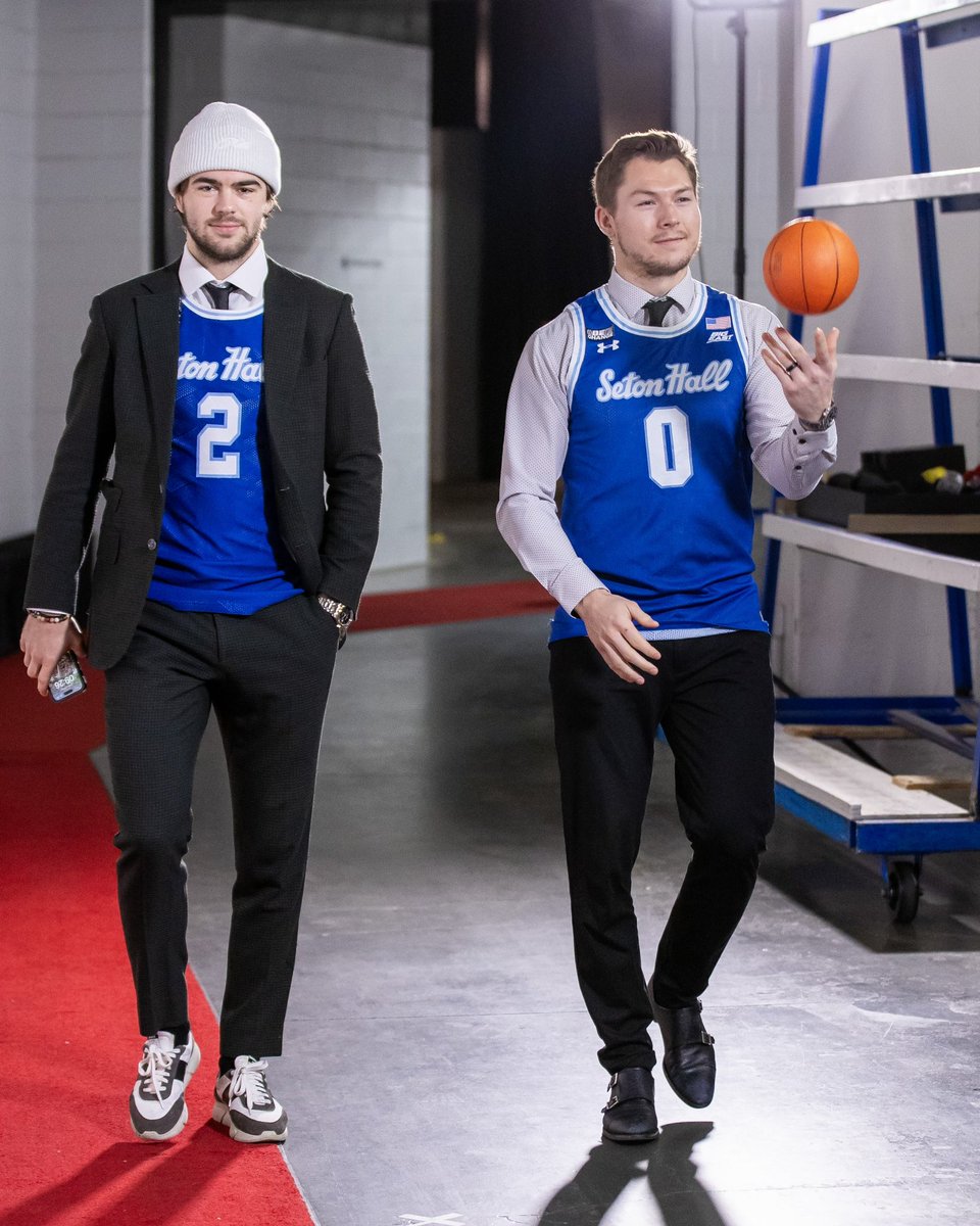 NJDevils's tweet photo. Game recognizes game. 

Devils 🤝 @SetonHallMBB https://t.co/Ekhd6gdTlT