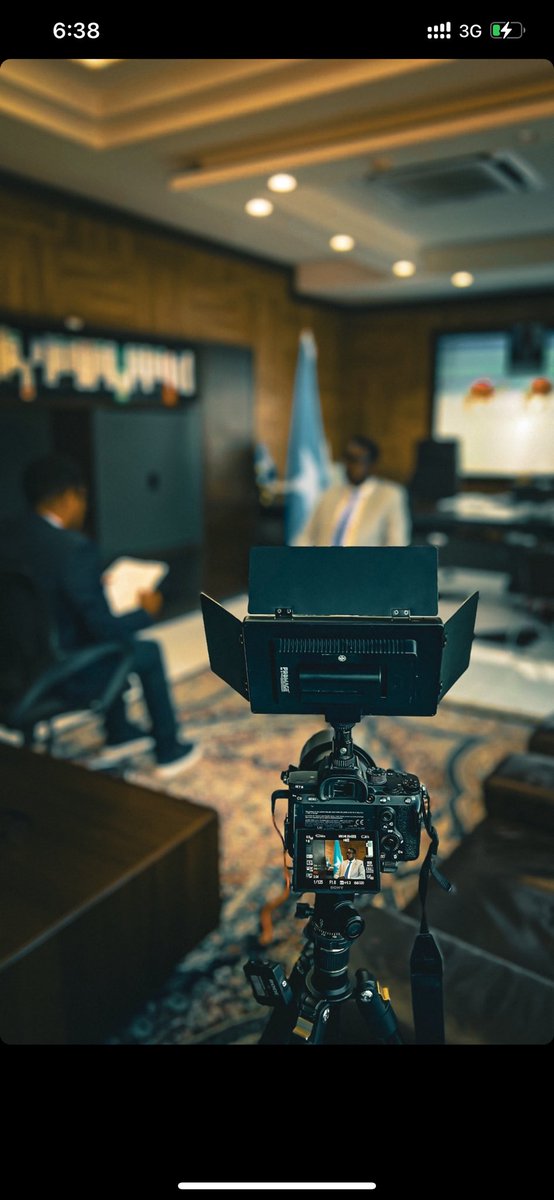 hirabe252's tweet photo. Director general @MoPIED_Somalia 

#documentarymaking 🎥 #peace #love #minster #planing #investment #economicdevelopment #somalia #2024goals https://t.co/HX310QMz9v