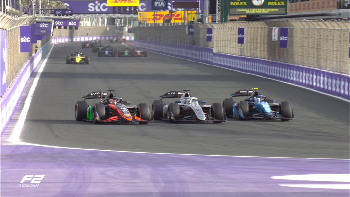 Alex_F1__'s tweet photo. ENZO #Fittipaldi 🇧🇷 S'IMPOSE !!!
Kush #Maini 🇮🇳 P2 devant Dennis #Hauger 🇳🇴 P3.
Amaury #Cordeel 🇧🇪 P5 score des pts comme Rafael #Villagomez 🇲🇽 P9.
Andrea Kimi #Antonelli 🇮🇹 P6 devant Zane #Maloney 🇧🇧 P7 et Richard #Verschoor 🇳🇱 P8.
#F2 #SaudiArabianGP 🇸🇦 https://t.co/WvyD2QQhPg