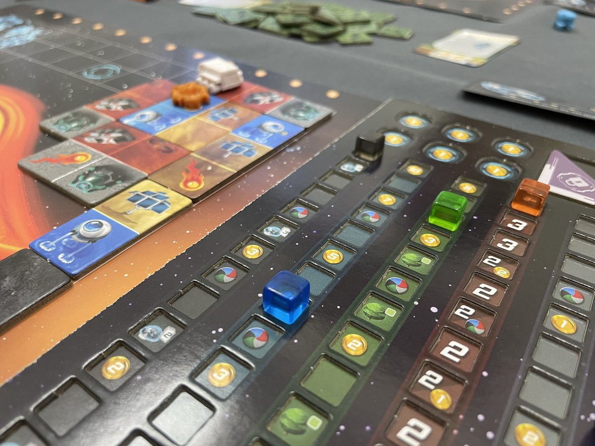 CelestialCrownC's tweet photo. 2024/3/9
#東京クローズ:#PlanetUnknown
星の終わり(Oblivion)←4人戦
やはり各レベルの技術はフルオープンで良い。そして企業と惑星はなんらかのロジックで選べるようにした方がいい。組み合わせが悪いと地蔵になる。
別にバランスを気にするもんではないが、拡張で調整されるとハイパー偉いな。 https://t.co/o1KrHbCHhf
