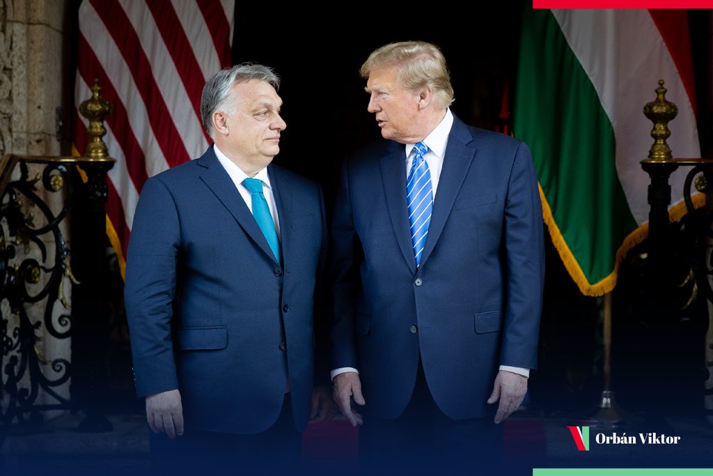 Tu w Stanach🇺🇸 - kampania na pełen gwizdek. To Amerykanie wybiorą, ale my Węgrzy mówimy szczerze, że byłoby lepiej dla świata i Węgier🇭🇺 gdyby Donald Trump wrócił. Był prezydentem pokoju. Gdyby nim pozostał, nie byłoby wojny na Ukrainie. - Viktor Orbán po spotkaniu
