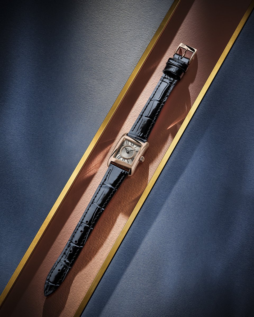 FrederiqueConst's tweet image. With the Classics Carree Ladies, Frederique Constant affirms its strong commitment to fine workmanship, timeless style and watchmaking elegance.

Learn more: bit.ly/3EeYYKa

#ClassicsCollection #SquareWatch #Elegance #SwissWatch