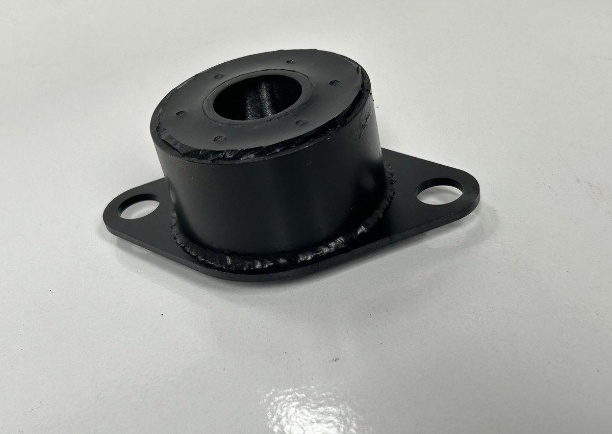 ASOC_Official's tweet photo. EN64746 front eng. mounts for 346 Sapphires &amp; Star Sapphires. The 1st of 2 batches are selling fast, so buy now if needed. It's a good idea to fit one if you have any reason to remove the radiator: this is needed to get to the mounting. £60.95 ASOC members £48.76 +vat &amp; P&amp;P. https://t.co/Mt4AOhuMnZ