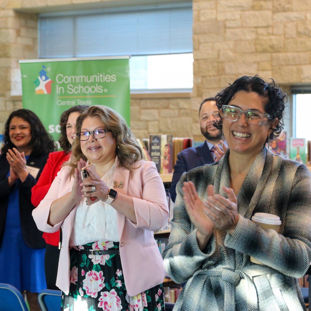 We hosted inspiring campus visits with our partners from @usedgov, @ciscentraltx, and @AmeriCorps at @WidenElementary and @Govalle_Roadies! 🏫 We're proud to showcase the remarkable work of CIS and our Early Learning & Bilingual Education programs, strengthening our communities.