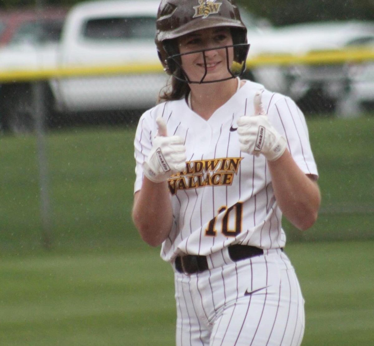 BW__Softball's tweet photo. Thumbs up 👍 https://t.co/Z7zFRvBda3