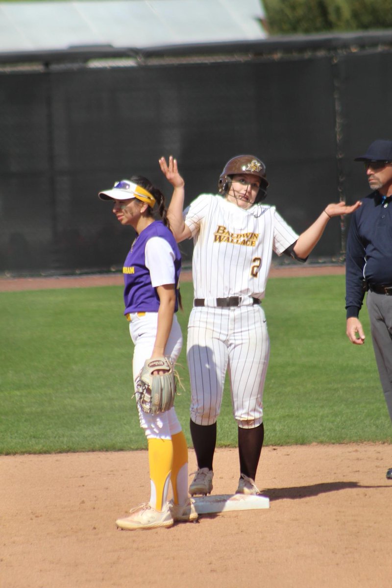 BW__Softball's tweet photo. Thumbs up 👍 https://t.co/Z7zFRvBda3