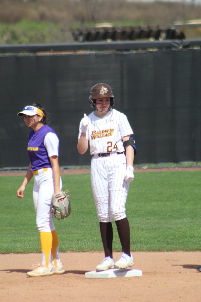 BW__Softball's tweet photo. Thumbs up 👍 https://t.co/Z7zFRvBda3