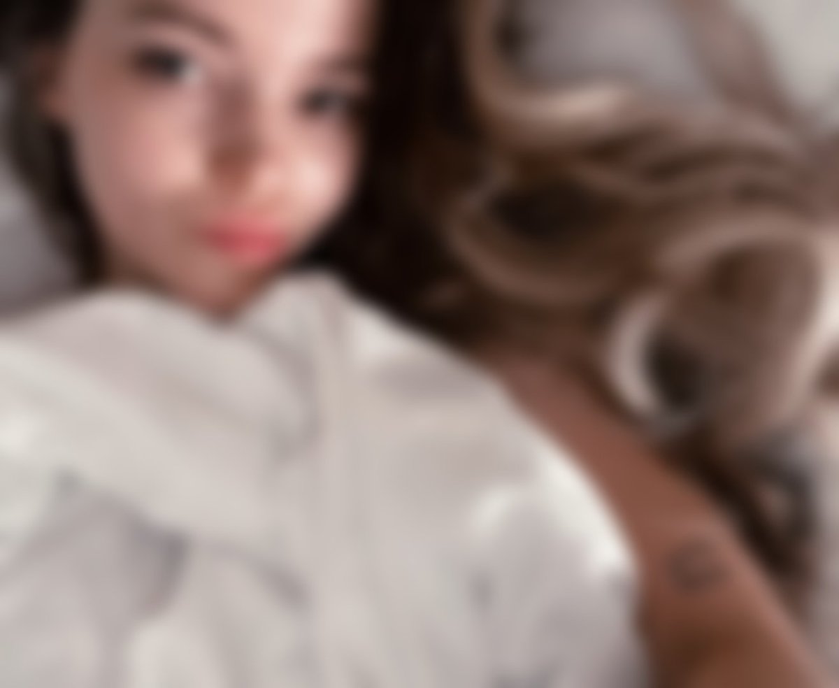 ⠀  ⠀› Uᥒ sᥲ́bᥲdo ᥴomo ᥴᥙᥲᥣqᥙιᥱr otro.
⠀  ⠀