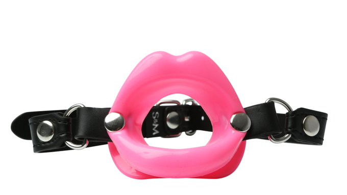Sex &amp; Mischief Silicone Lips Mouth Gag  Comes in red or pink, only $16.69  🛒👉https://t.co/WMOMPMHxw9  @itsbrennaknight<a href="/tag/bdsm"class="tags"><span>#bdsm</span></a><a href="/tag/bondage"class="tags"><span>#bondage</span></a><a href="/tag/sissy"class="tags"><span>#sissy</span></a><a href="/tag/trans"class="tags"><span>#trans</span></a><a href="/tag/crossdresser"class="tags"><span>#crossdresser</span></a><a href="/tag/crossdressing"class="tags"><span>#crossdressing</span></a>
